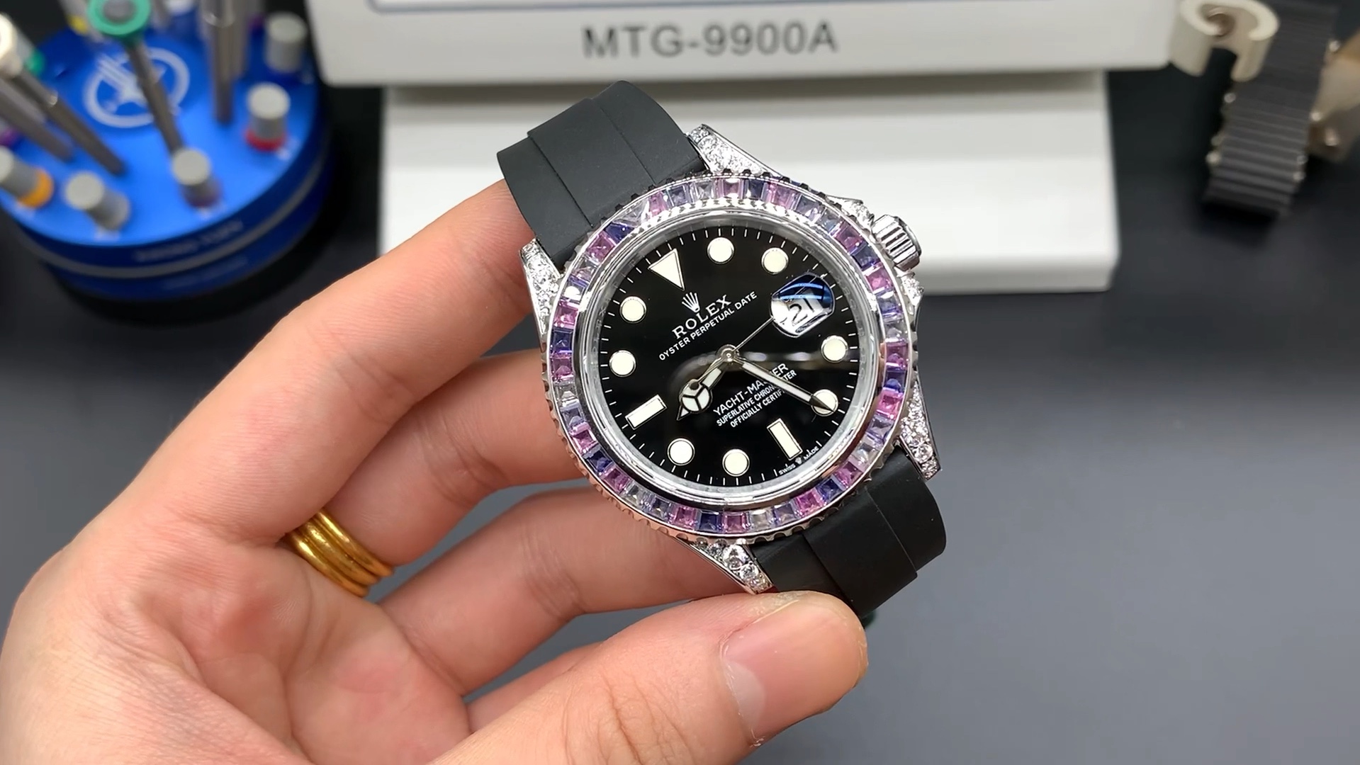游艇名仕表圈转动有什么用