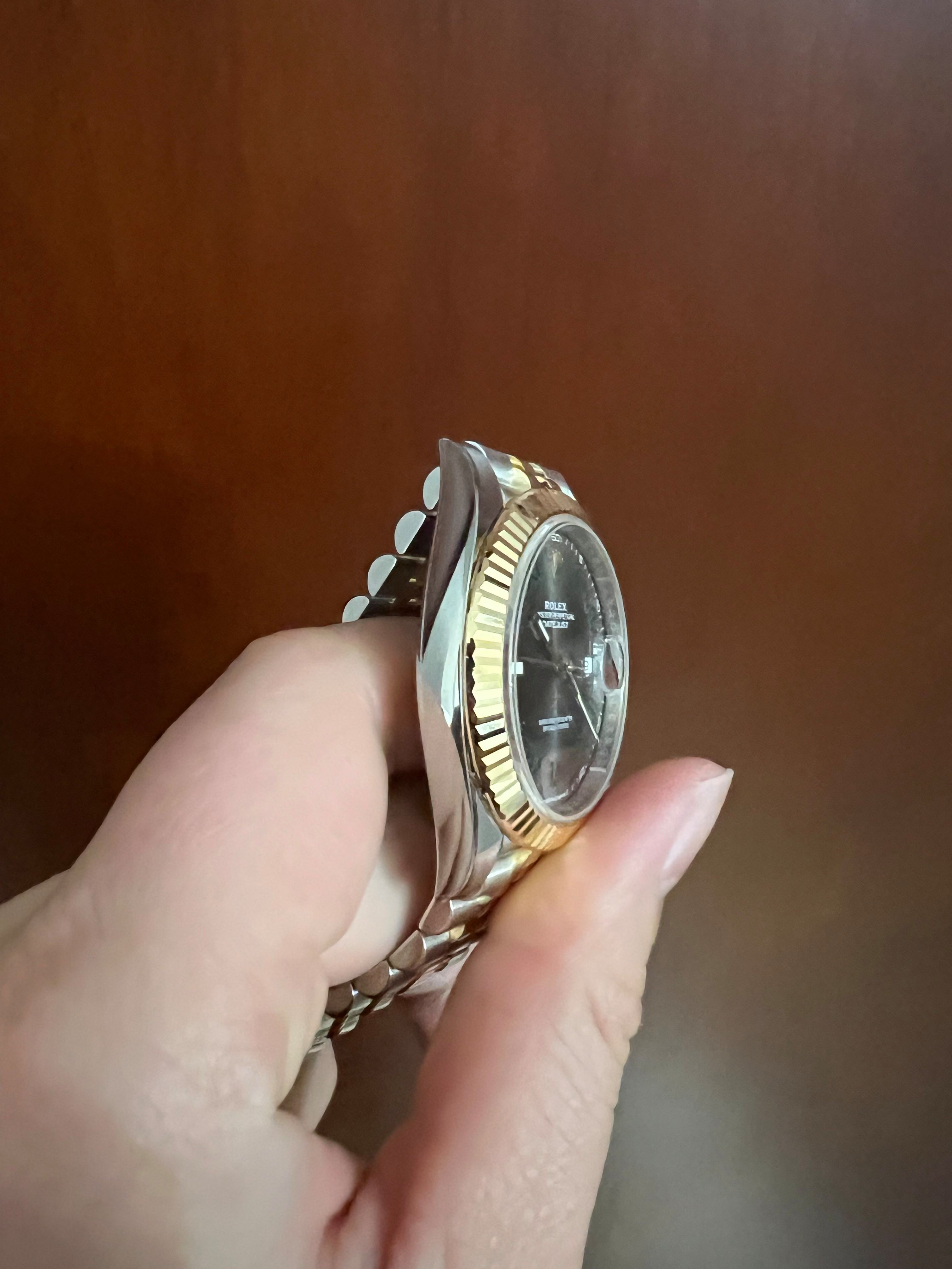 手表表盘有划痕如何修复