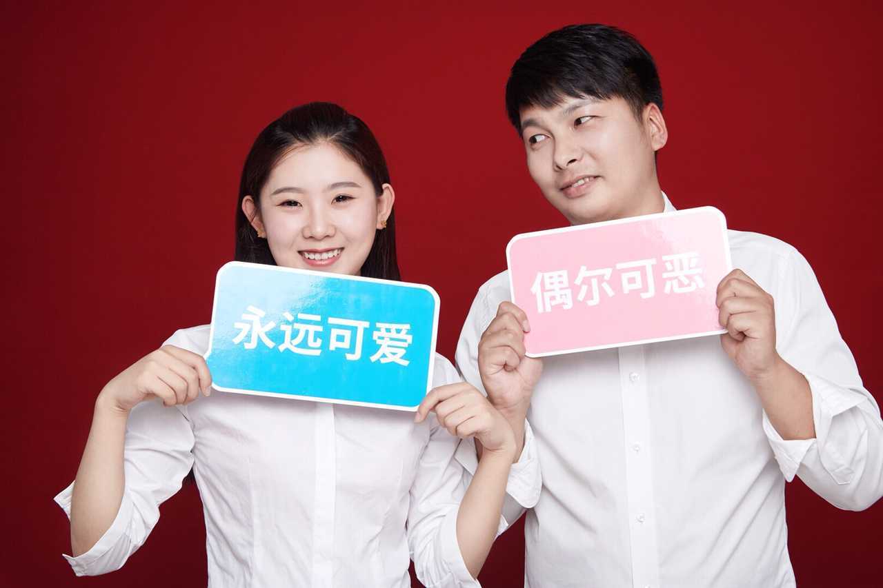 歌词有信誓旦旦的爱情这首歌名叫什么