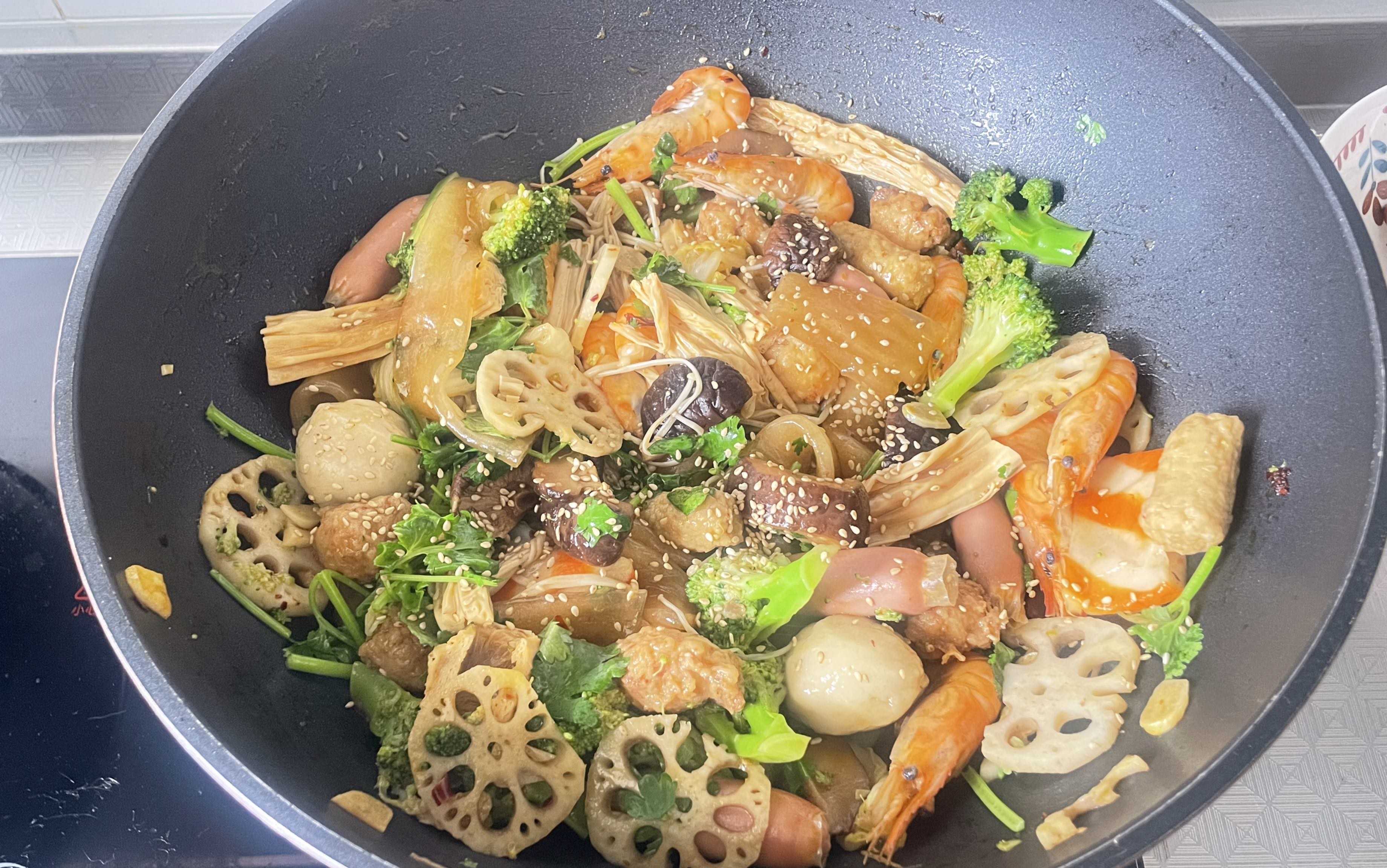 做麻辣香锅时都可以放入哪些食材和调料